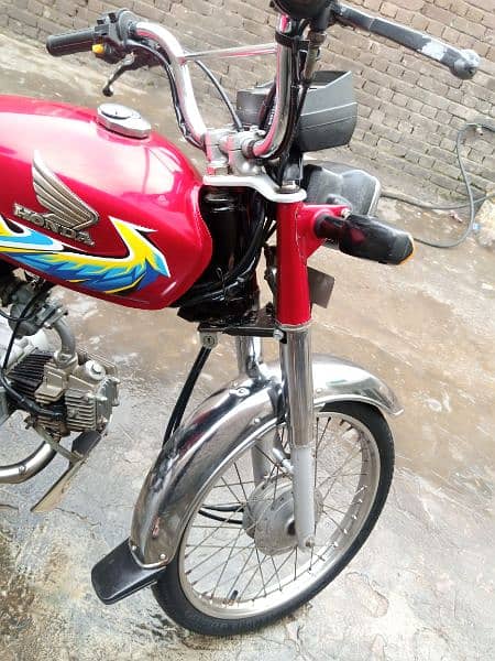 2021 model 10 by 9 condition Urgent sale 7