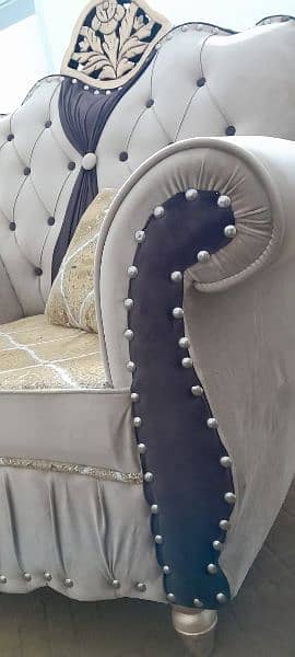 sofa set 5 seater Fresh Condition 2