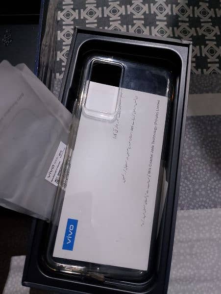 Vivo V23e 8/256 brand new condition 3