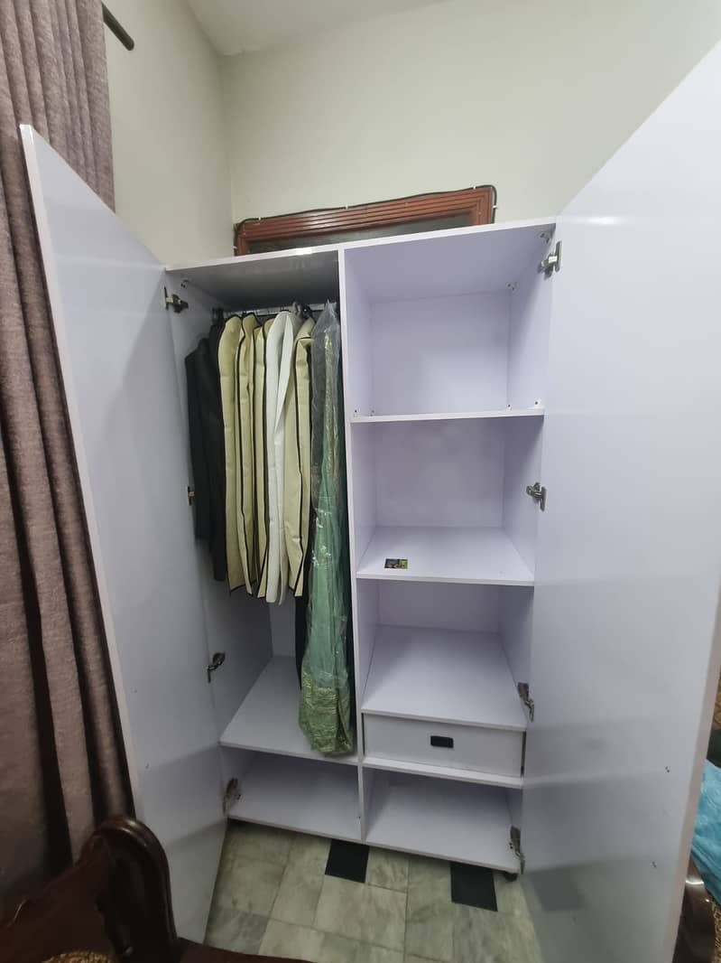 Modern Design Dressing Cupboard/Wardrode in White Color 1