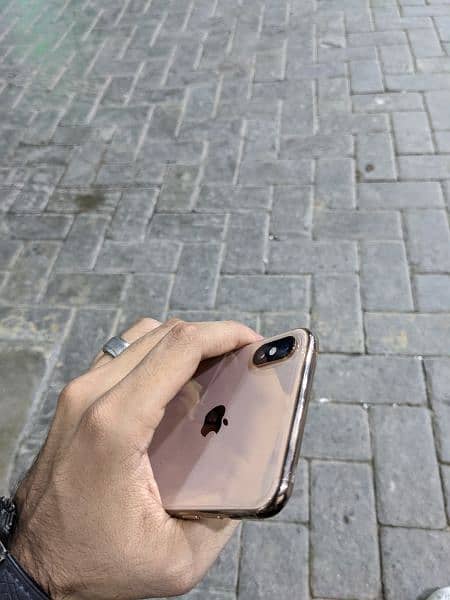 Iphone xs max Pta Approved 5