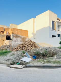 Kohistan Enclave F block 5.1 marla Corner Plot For Sale