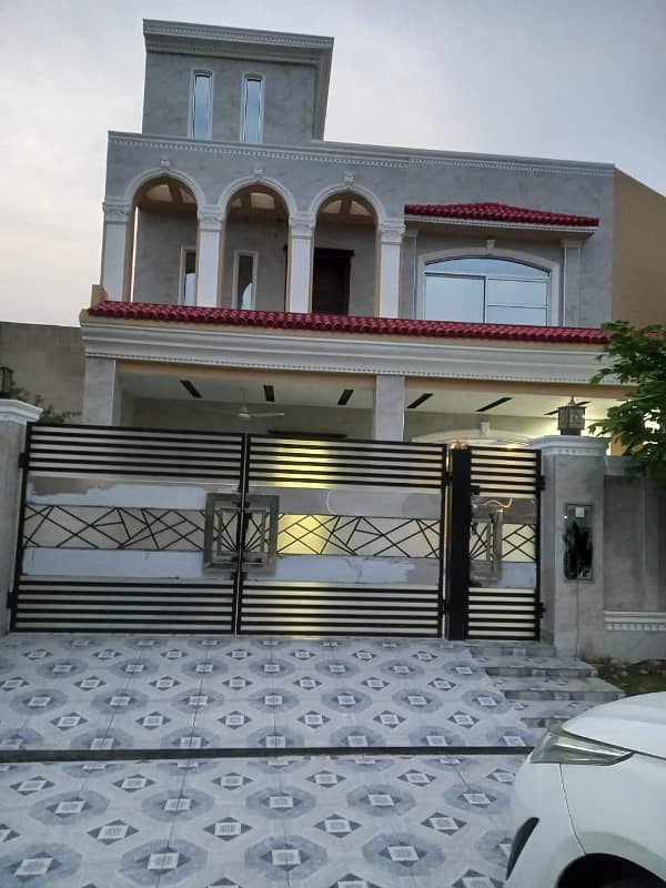 15 marla house for sale in paragon city lahore 1