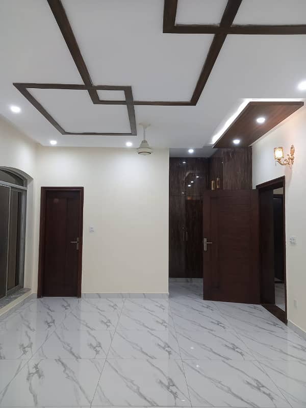 15 marla house for sale in paragon city lahore 11