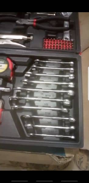 cars repairing tool box 1