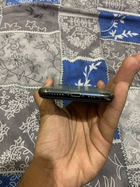 iPhone 11 Pro 64 gb non pta 1