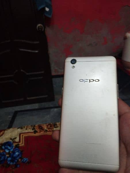 Oppo A37 1