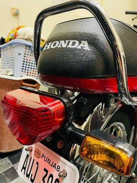 Honda cd70 2024 model New 12