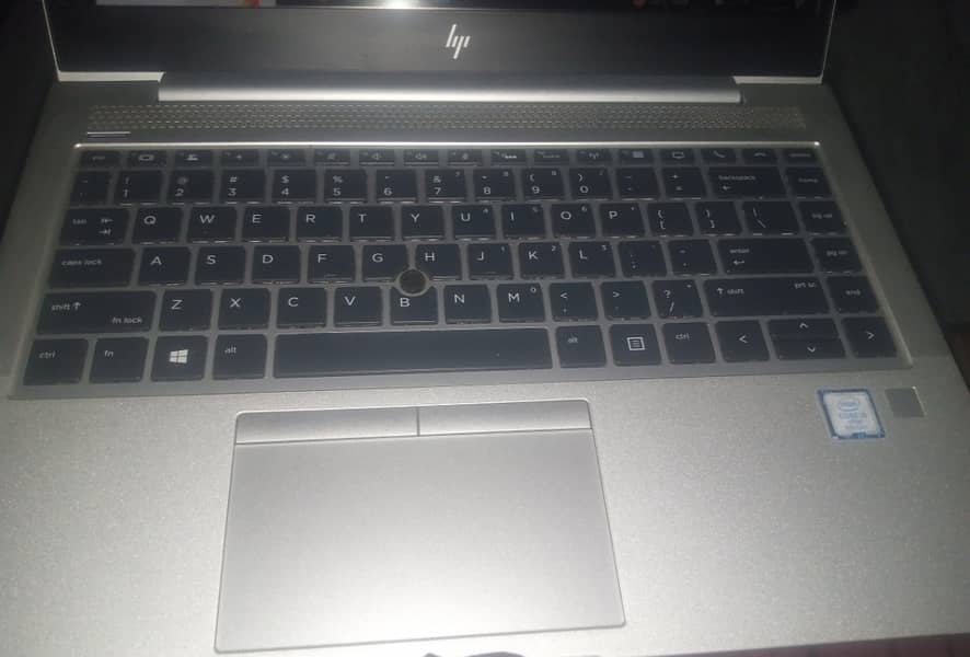 Hp elitebook 840 g5 advance version 4