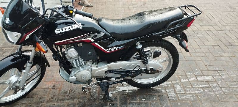 I am selling my Suzuki bike 4