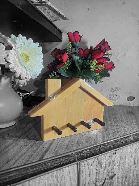 Wooden Keys Holder 0