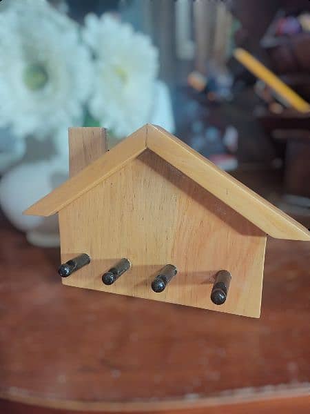 Wooden Keys Holder 1