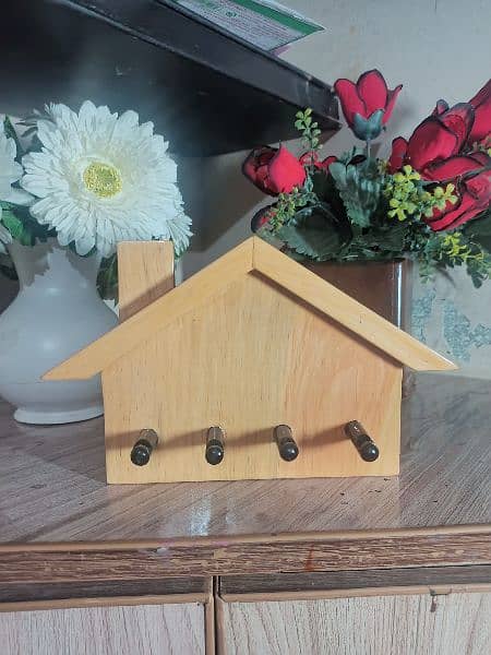 Wooden Keys Holder 2