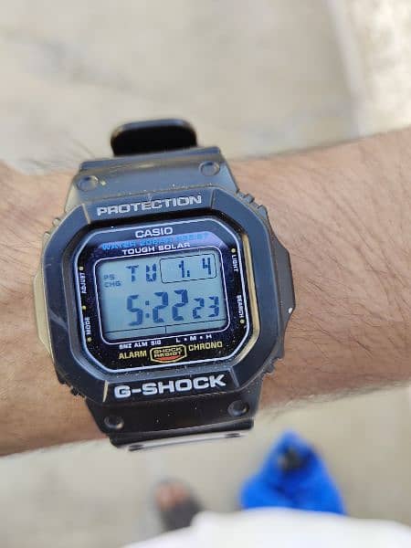 Casio G Shock watch in excellent condition 9