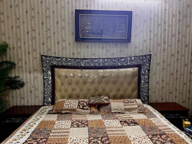 bed set with dressing table 5