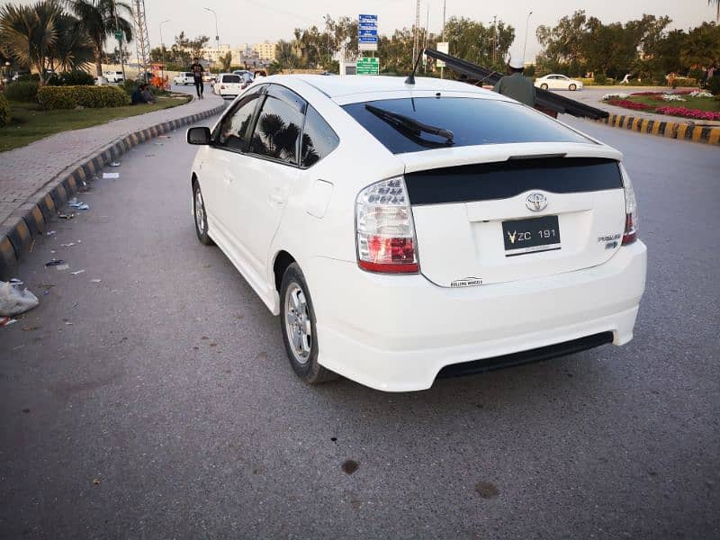 Toyota Prius 2010 1