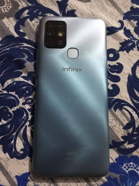 infinix Hot 10 4/64 1