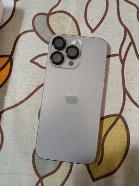 iPhone 15 pro max 256 gb 7