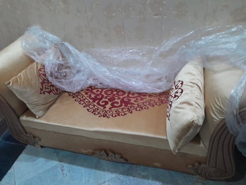 2 Seaters couches pair Urgent sale -03274129563. 3