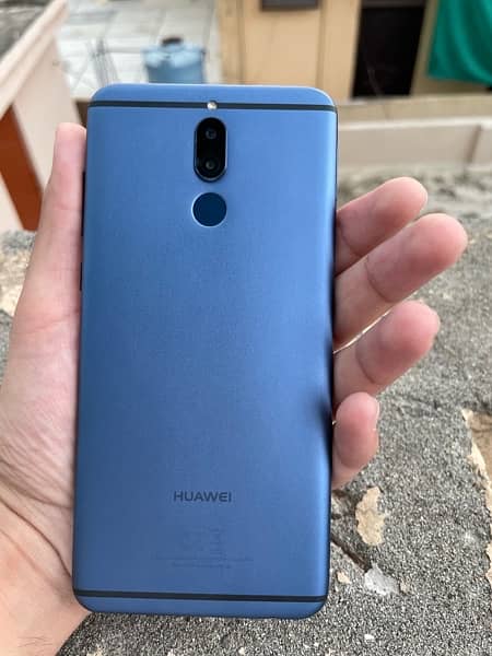 Huawei Mate 10 Lite 2