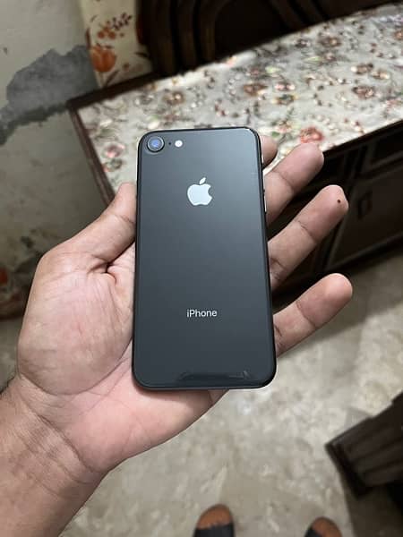 iPhone 8 27500 5