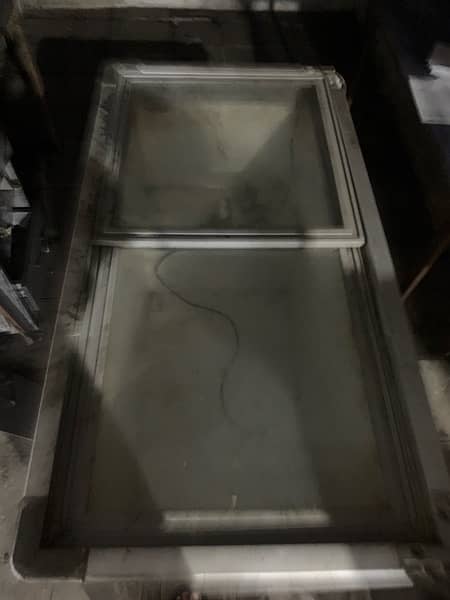 National Glass Top Deep Freezer 3