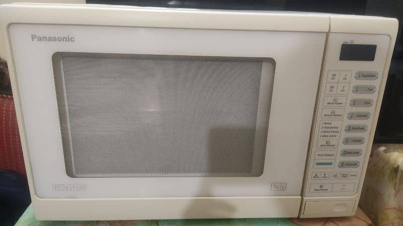 microwave oven for sale with box 0