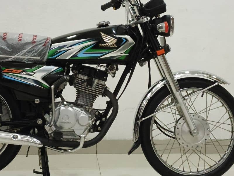 HONDA CG-125 MODEL 22/23 4