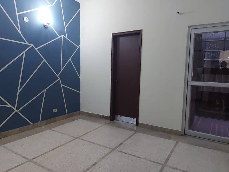 Kanal Upper Portion For Rent in DHA Phase 2 Near Hally Tower 0