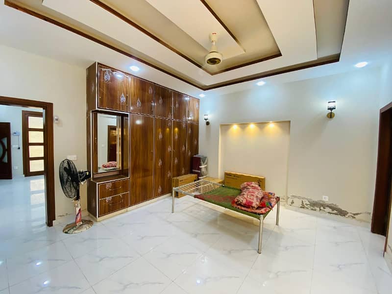 6 BEDS 12 MARLA BRAND NEW HOUSE FOR RENT LOCATED BAHRIA ORCHARD LAHORE 6