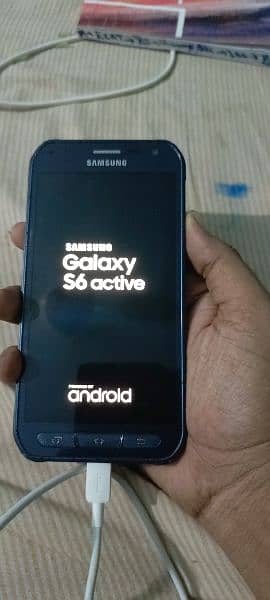 Samsung Galaxy S6 active 4