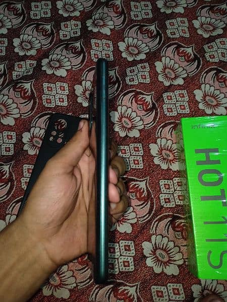 Infinix Hot 11s 1