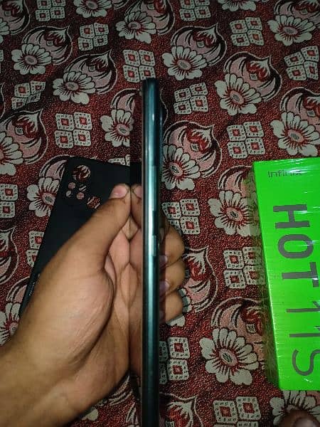 Infinix Hot 11s 4