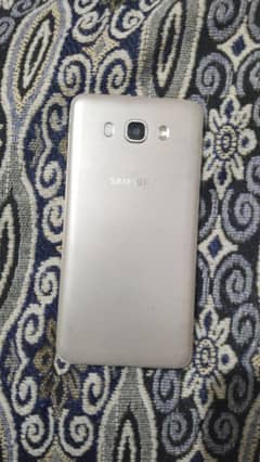 Samsung Galaxy J7