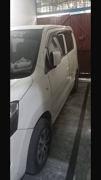 Suzuki Wagon R 2017 3