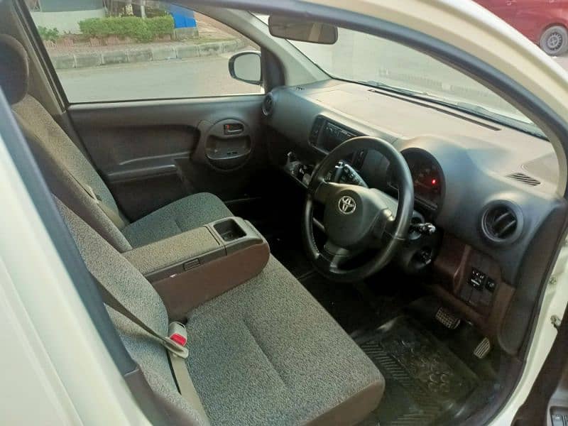 Toyota Passo 2013 9