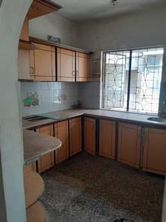 2 BED D/D FLAT FOR RENT BOUNDARY WALL APPARTMENT IN BLOCK 13-B GULSHAN E IQBAL