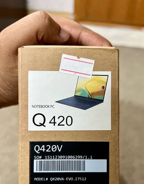 Asus Zenbook Q420 9