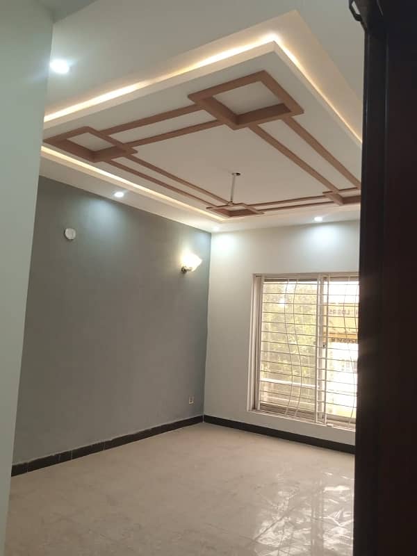 4 BEDS 8 MARLA BRAND NEW HOUSE FOR RENT LOCATED BAHRIA ORCHARD LAHORE 6