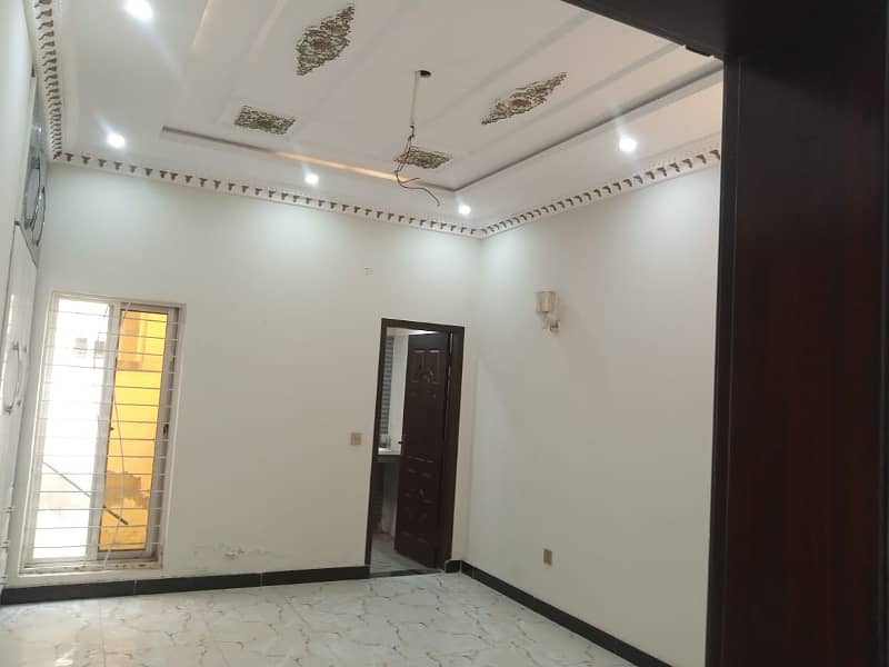 4 BEDS 8 MARLA BRAND NEW HOUSE FOR RENT LOCATED BAHRIA ORCHARD LAHORE 9