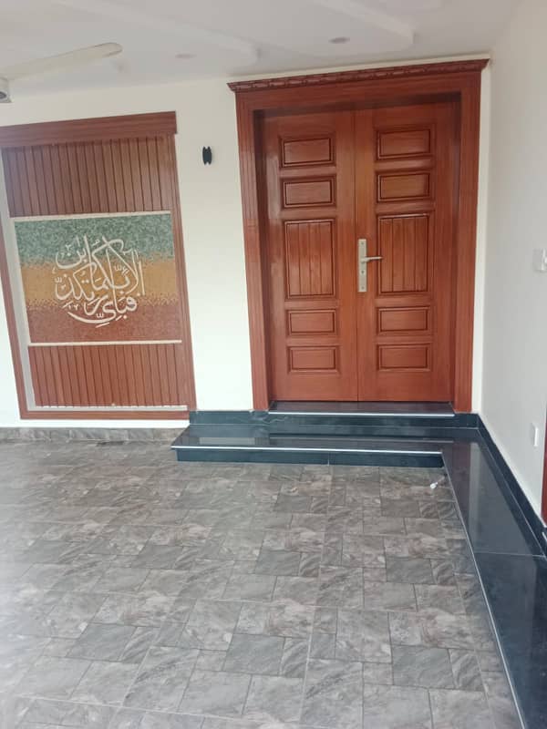 4 BEDS 8 MARLA BRAND NEW HOUSE FOR RENT LOCATED BAHRIA ORCHARD LAHORE 1