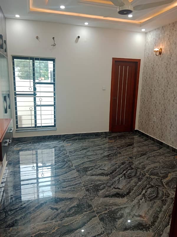 4 BEDS 8 MARLA BRAND NEW HOUSE FOR RENT LOCATED BAHRIA ORCHARD LAHORE 2