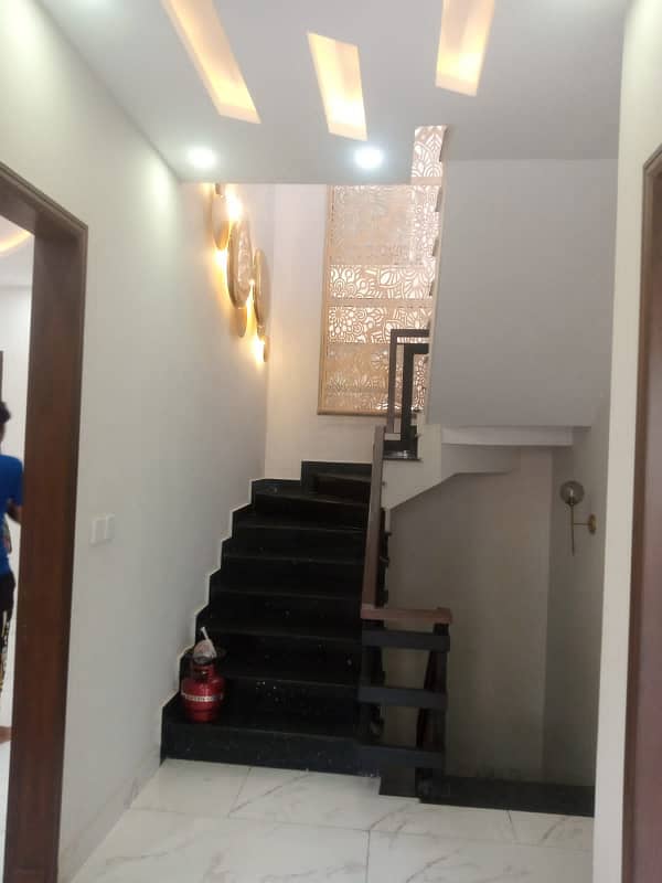 10 Marla Furnished House For Sale In Paragon City Lahore 9