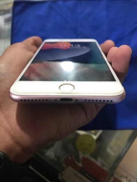 iphone 7plus pta approved 32000 1