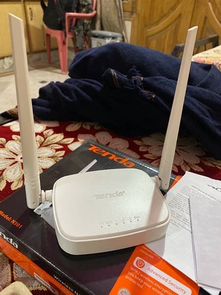 Tenda Wireless N300 Router 4