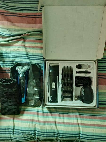 Kemei KM 2399 and a GENPAI RQ-8500 trimmers hair remover 2