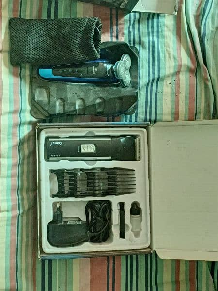 Kemei KM 2399 and a GENPAI RQ-8500 trimmers hair remover 4