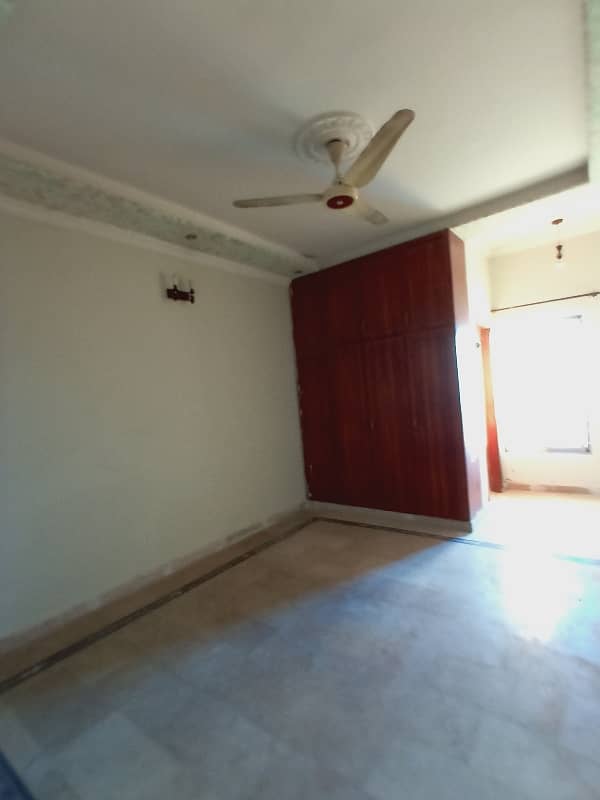 5 marla lower portion for rent in Pakistan Town PH; 2 Islamabad 3