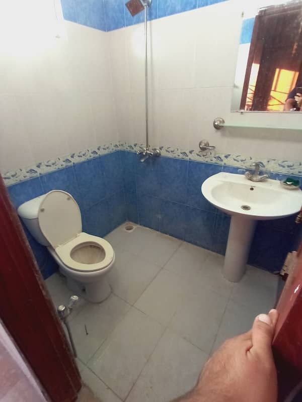 5 marla lower portion for rent in Pakistan Town PH; 2 Islamabad 6