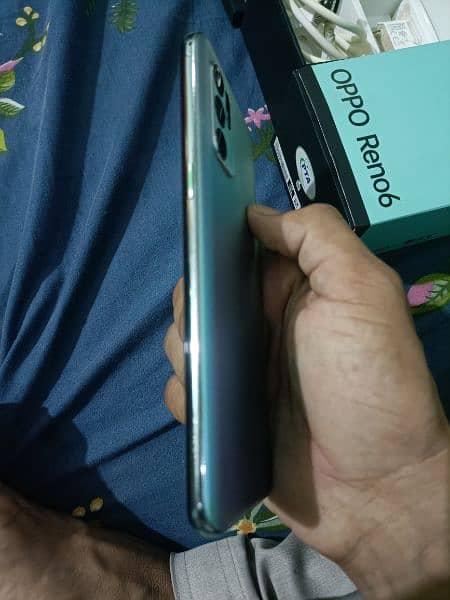 oppo reno 6  wait box and original charger 4